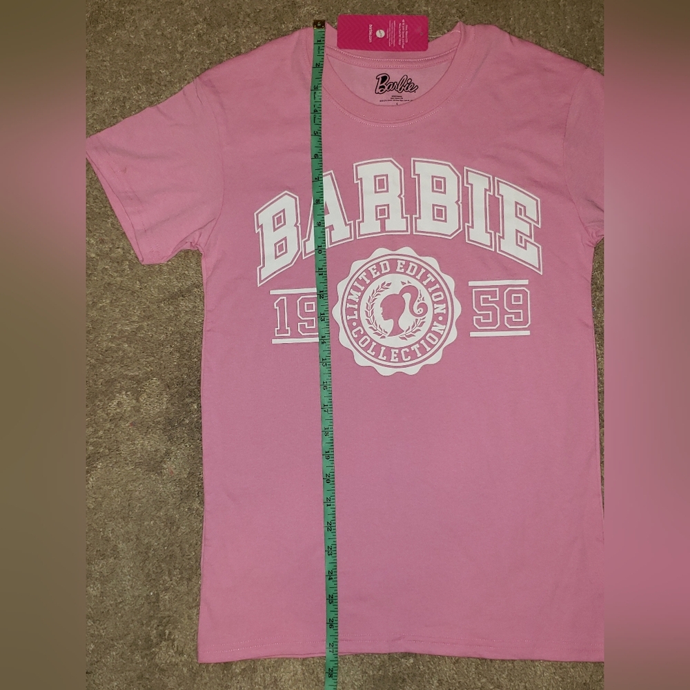 Barbie T-shirt BNWT‼️ - Picture 8 of 10